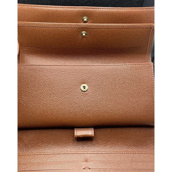 LOUIS VUITTON Authentic Porte Tresor International Wallet Monogram. One Owner! - Picture 6 of 15